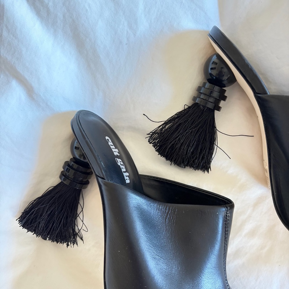 Cult Gaia // Tassie Mule Black Heels with Tassels - Picture 4 of 7